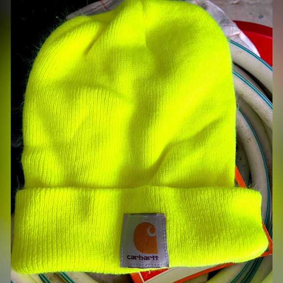 - Carhartt Flourescent knit hat - Picture 1 of 2